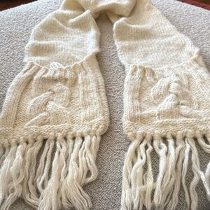 Wooden Ships Cream Cable Knit Scarf with pockets